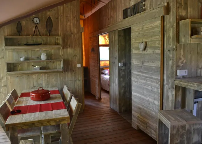 Tente de luxe Les Du Moulin